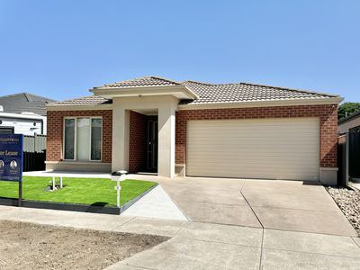 5 Edenvale Street, Manor Lakes