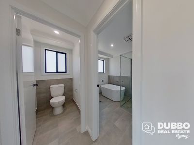 129 Champagne Drive, Dubbo