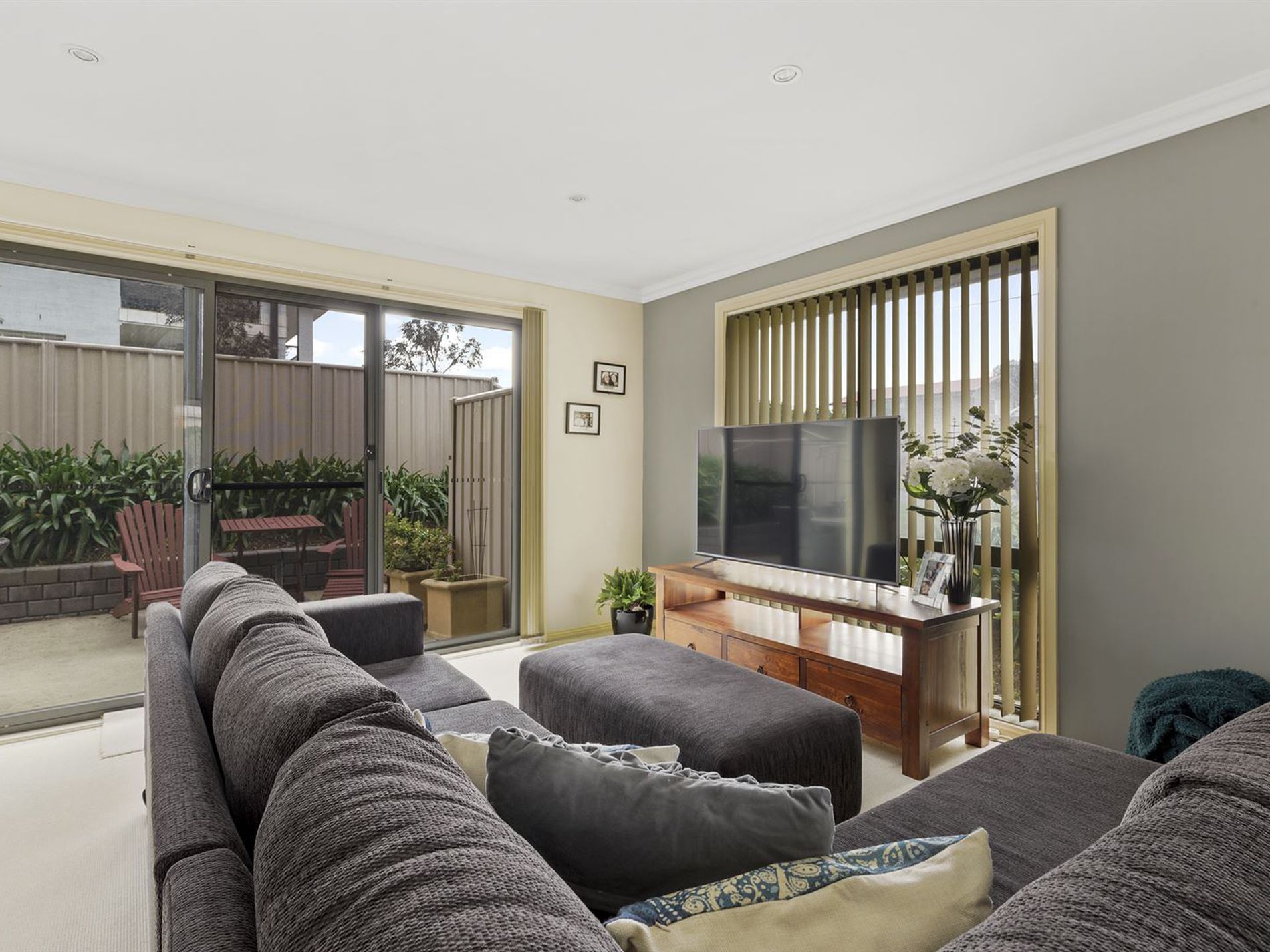 1 / 11 Witherington Avenue, Ulladulla