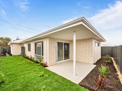 13 Hidcote Road, Lakelands