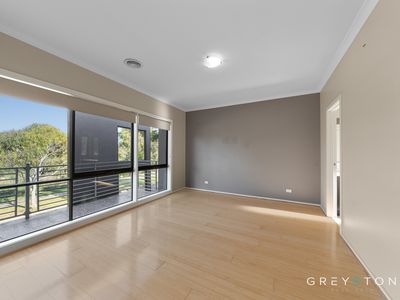 22 Jolimont Street, Caroline Springs