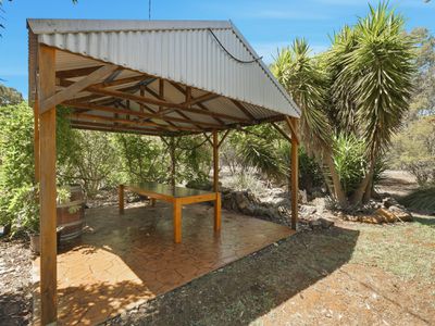 675 Markwood-Tarrawingee Road, Milawa