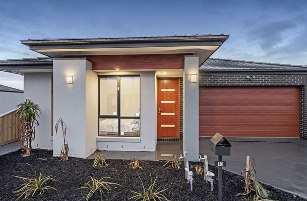 13 Sudbury Street, Mickleham