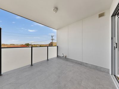 18 / 3-5 Hutton Street, Dandenong