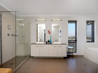 11 Baystone Place, Raceview