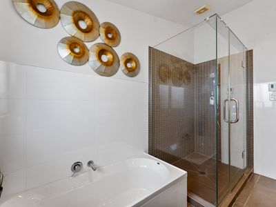 9 Porritt Avenue, Chatswood