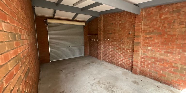 2A Lewis Street, Euroa