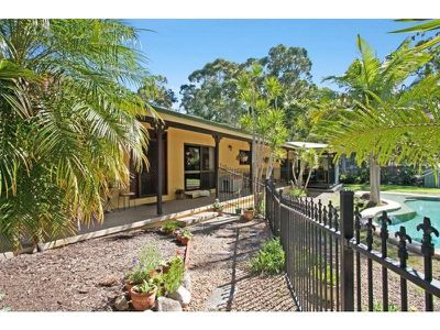 860 Sunrise Road, Tinbeerwah