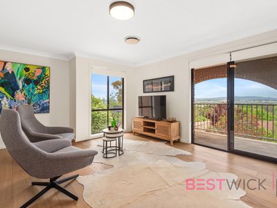 11 Dunrossil Crescent, West Bathurst