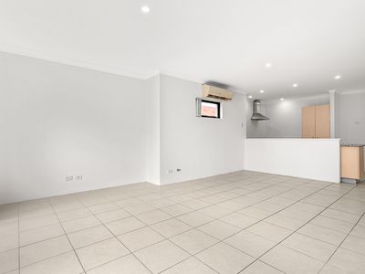 4 / 8 Toledo Close, Cannington
