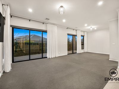 19 Kernot Parade, Clyde