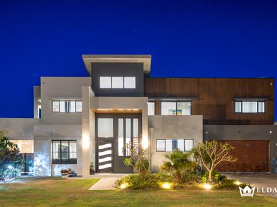 1 Marina Parade, Jacobs Well