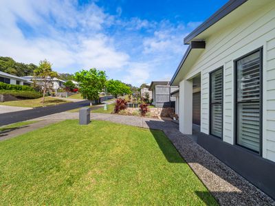 42 Creekside Circuit, Nambour