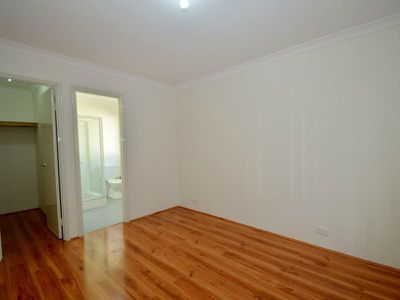 1 / 289 Wharf Street, Queens Park