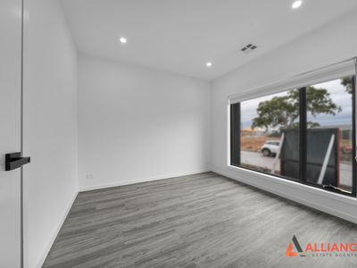 8 Racka Road, Wollert