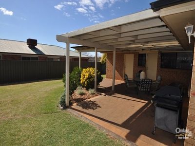 94 Twickenham Drive, Dubbo
