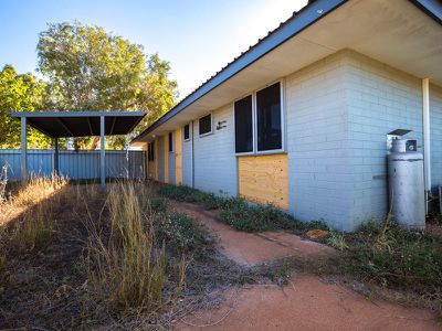 8 / 10 Dulverton Terrace, South Hedland