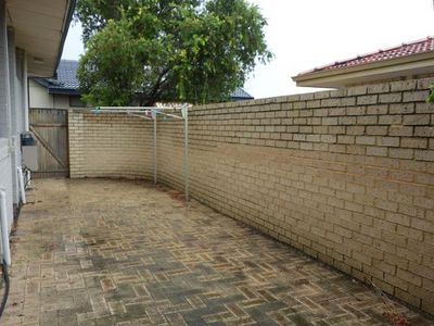 1/77 Valentine Avenue, Dianella