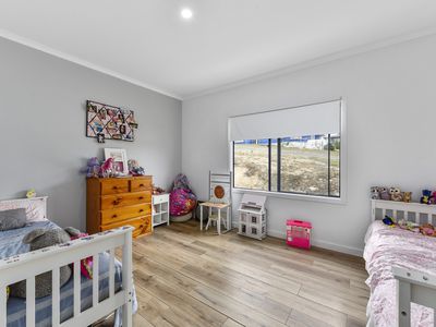 11 Corigliano Street, Beachport