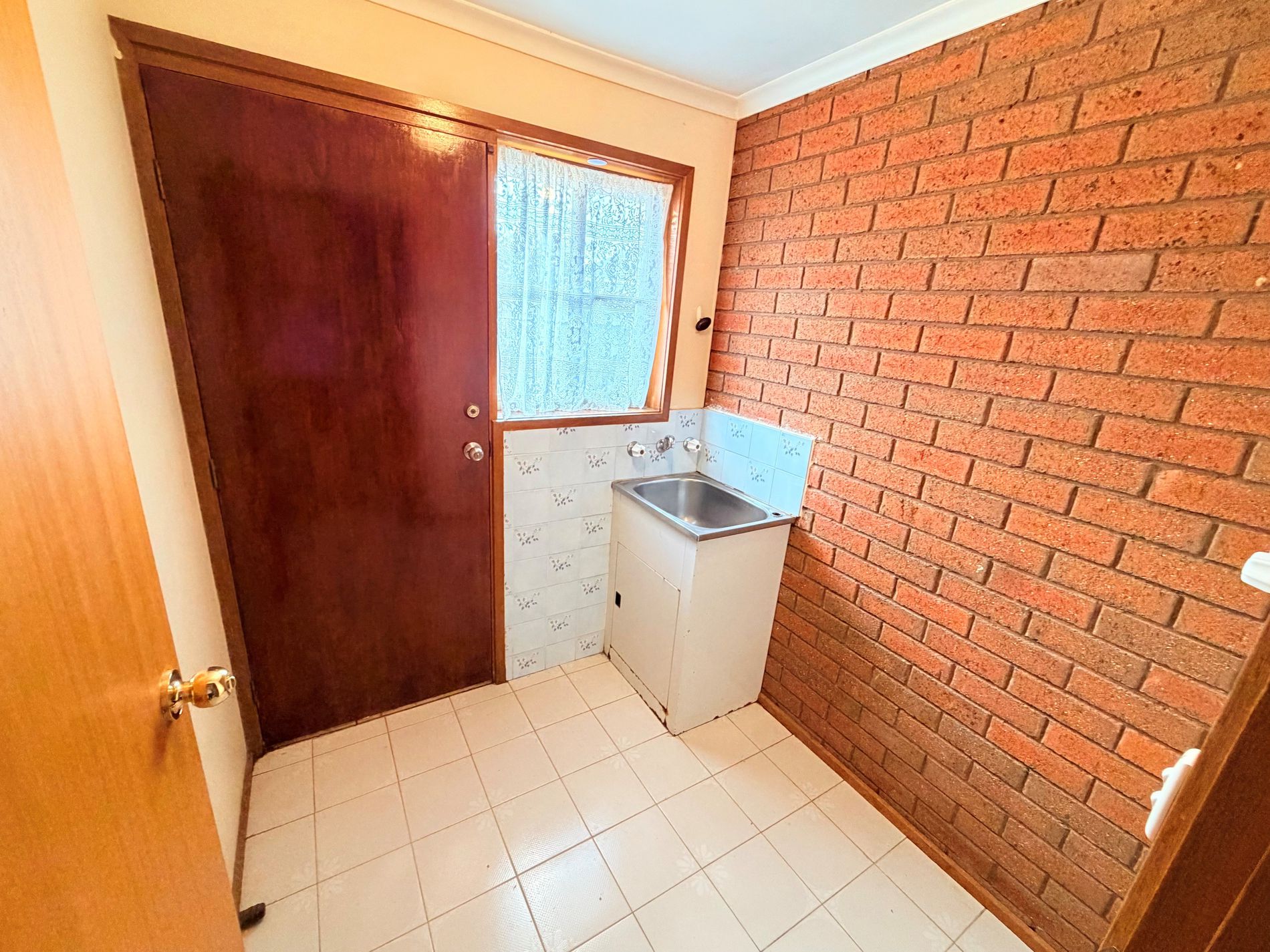 4 / 18 Market Road, Werribee