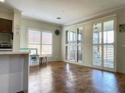 42 Honeycomb Avenue, Manor Lakes