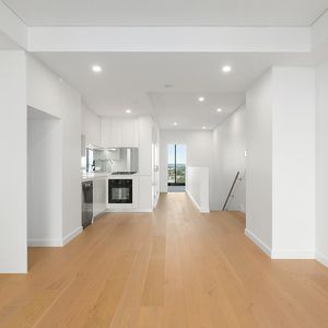 414 / 19 Meredith Street