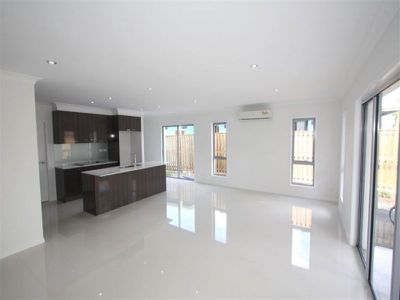 1 / 22 Carmen Court, Oxenford