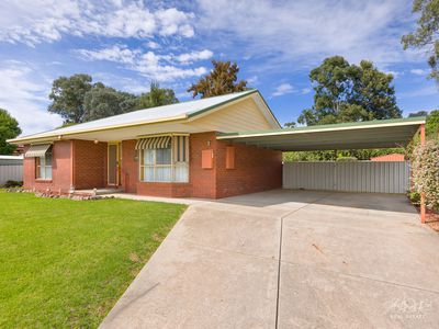 2 TEMPLETON PLACE, Wodonga