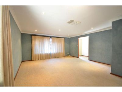 37 Little John Road, Armadale