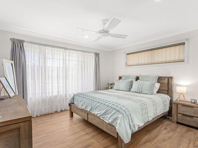 2 De Lore Crescent, Tuncurry