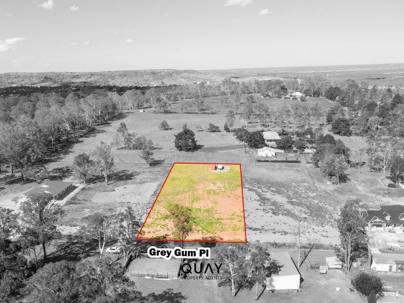 18 Grey Gum Place, Tahmoor