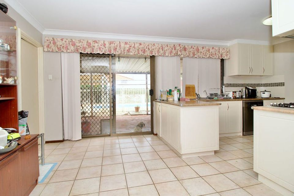 12 Grenada Place , Safety Bay