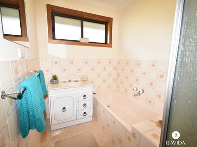 12 Wood Street, Beechworth