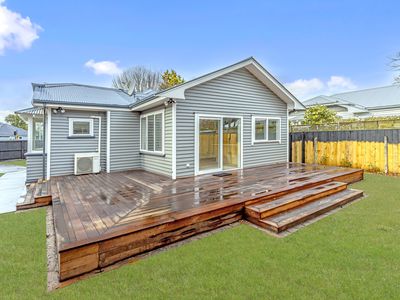 103 Idris Road, Bryndwr