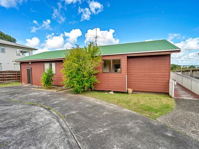 246 Te Atatu Road, Te Atatu South