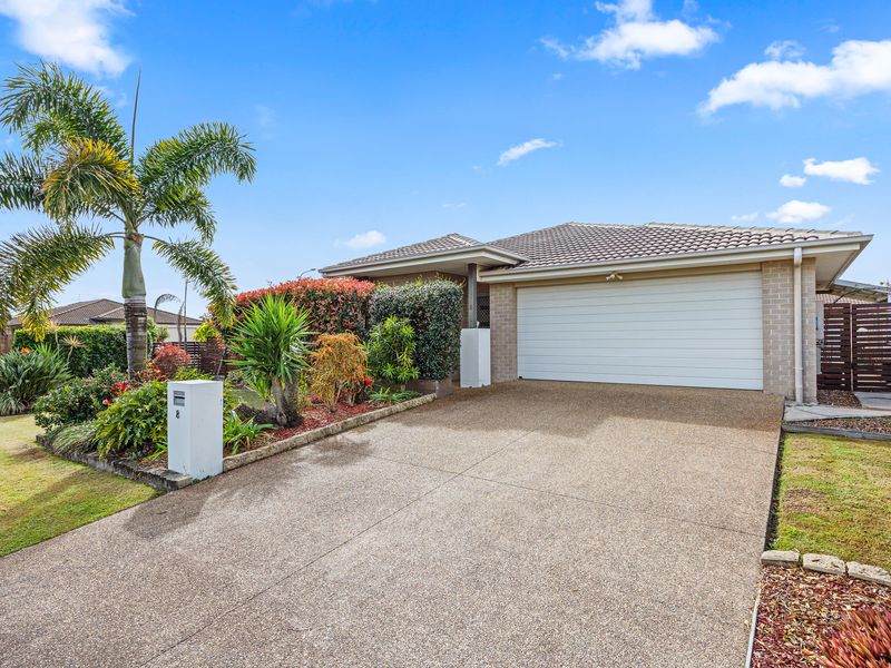 8 Blaxland Road, Urraween