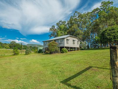40 McGinn Road, Gheerulla