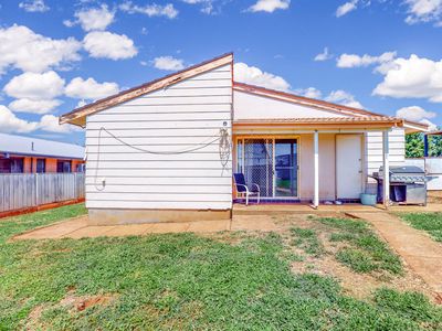 27 Salter Drive, Dubbo
