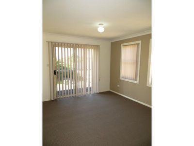 1 / 12 England Street, West Wollongong