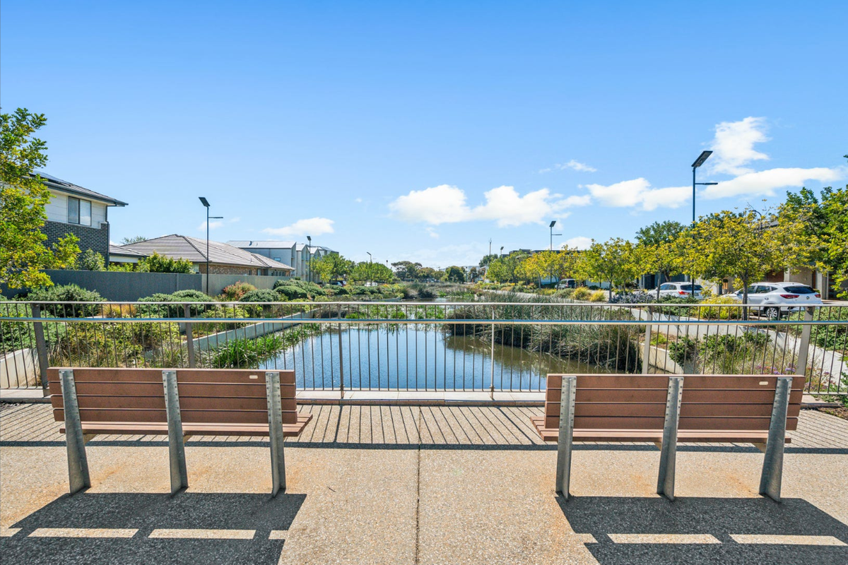 36 Trainer Street, St Clair