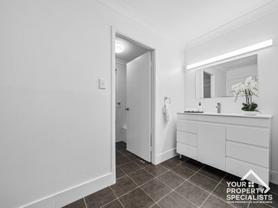 224 Junction Road, Ruse