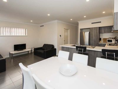 77 / 61 Elvire Street, Viveash