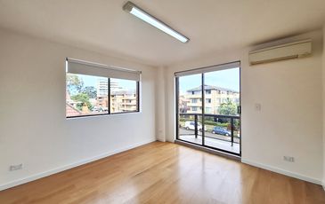 1 / 68 Houston Road, Kingsford