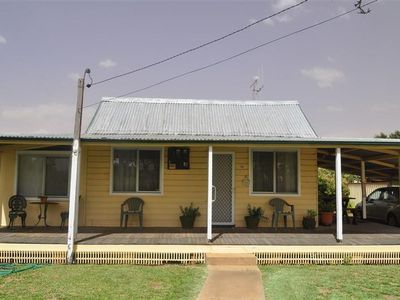 12 Thelma Street, Forbes