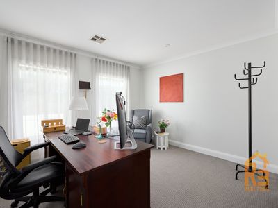 8 Carluke Close, Berwick