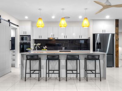 36 Kingfisher Crescent, Palmview