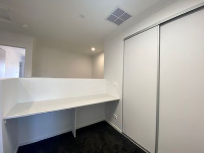 8 Paramount Boulevard, Wyndham Vale