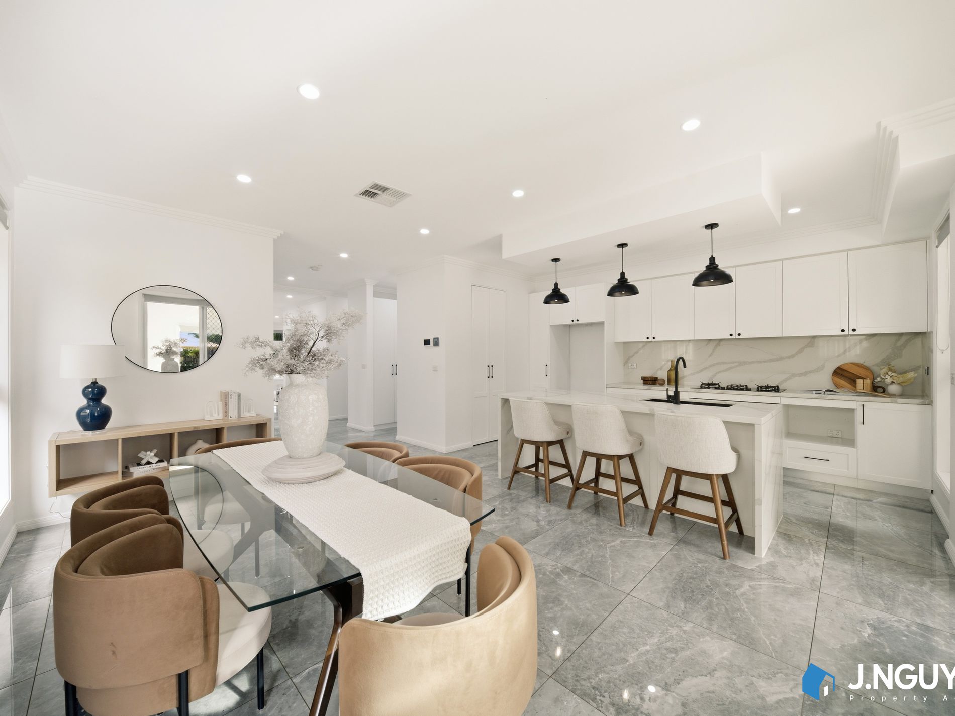 15a Thomas Avenue, Lurnea