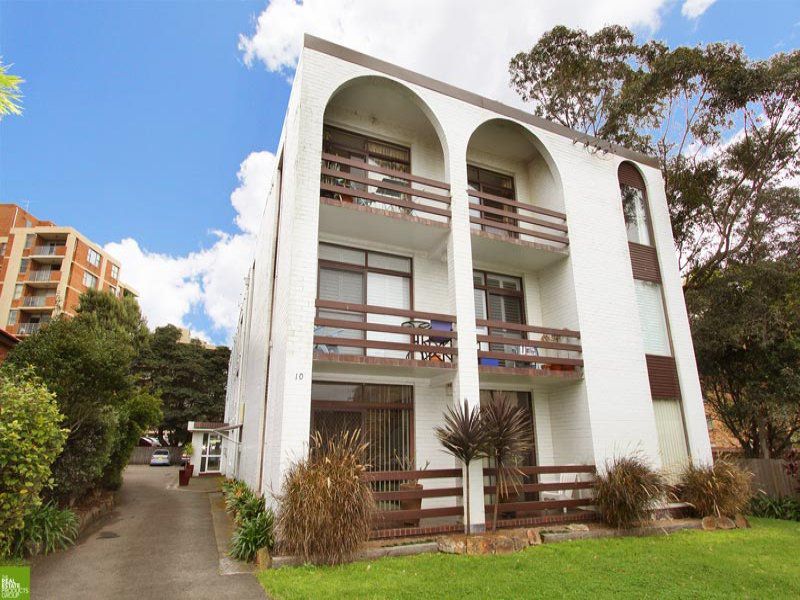 9 / 10 Market Place , Wollongong