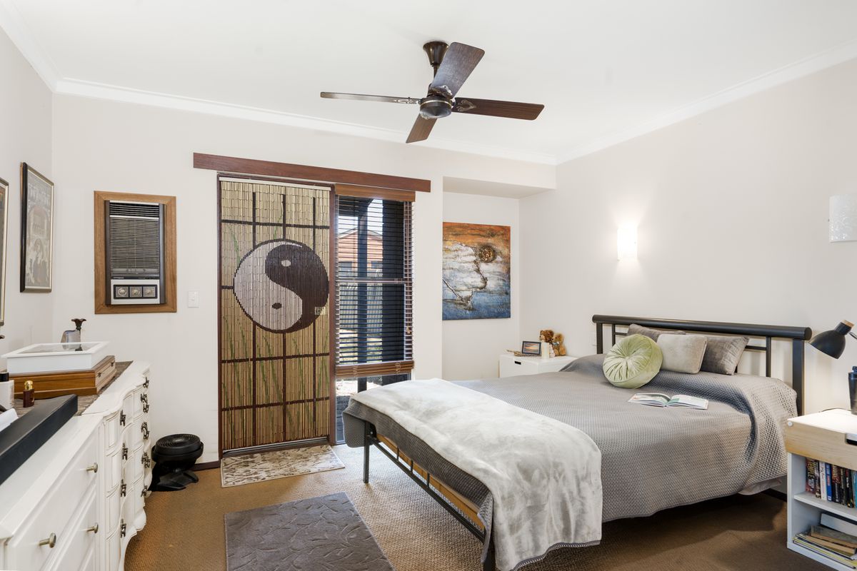 6 Reserve Close, Greenwood